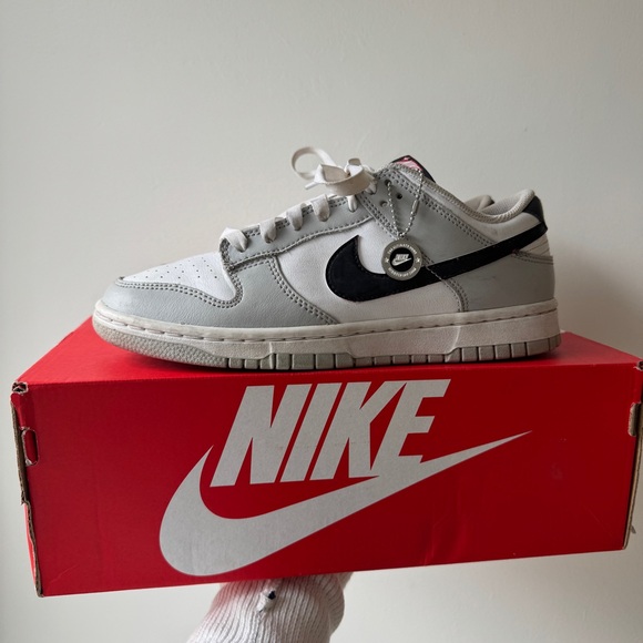 Nike dunk low Retro SE “Lottery Pack” gray fog Men’s 7 white gray black - Picture 1 of 13